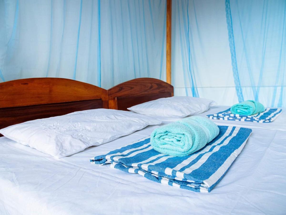 Surfing Guest House Matara Eksteriør bilde