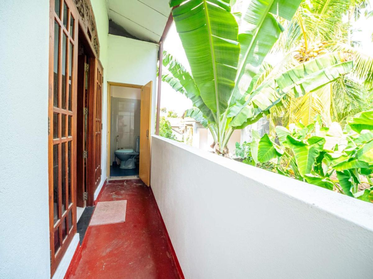 Surfing Guest House Matara Eksteriør bilde